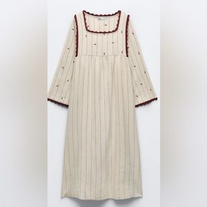 STRIPED KNIT DRESS (NWT)
Size S 
NEW WITH TAG